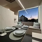 Stylish Tiny House In An Urban Oasis * Prag