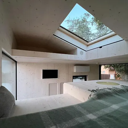 Stylish Tiny House In An Urban Oasis *