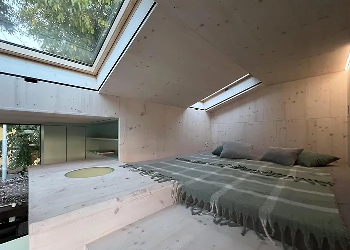 Stylish Tiny House In An Urban Oasis Feriehus