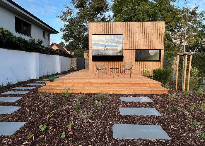 Stylish Tiny House In An Urban Oasis *