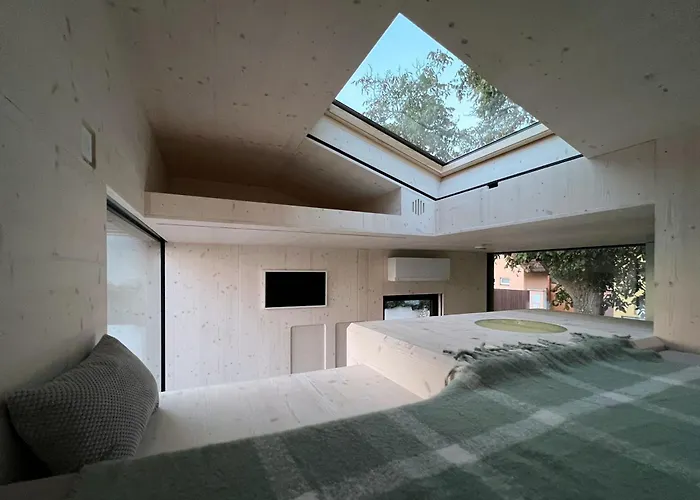 Stylish Tiny House In An Urban Oasis *