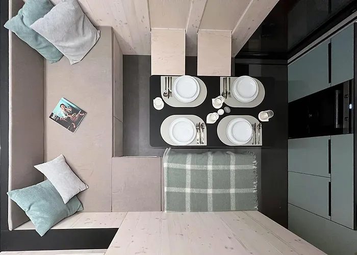 Dom wakacyjny Stylish Tiny House In An Urban Oasis Praga